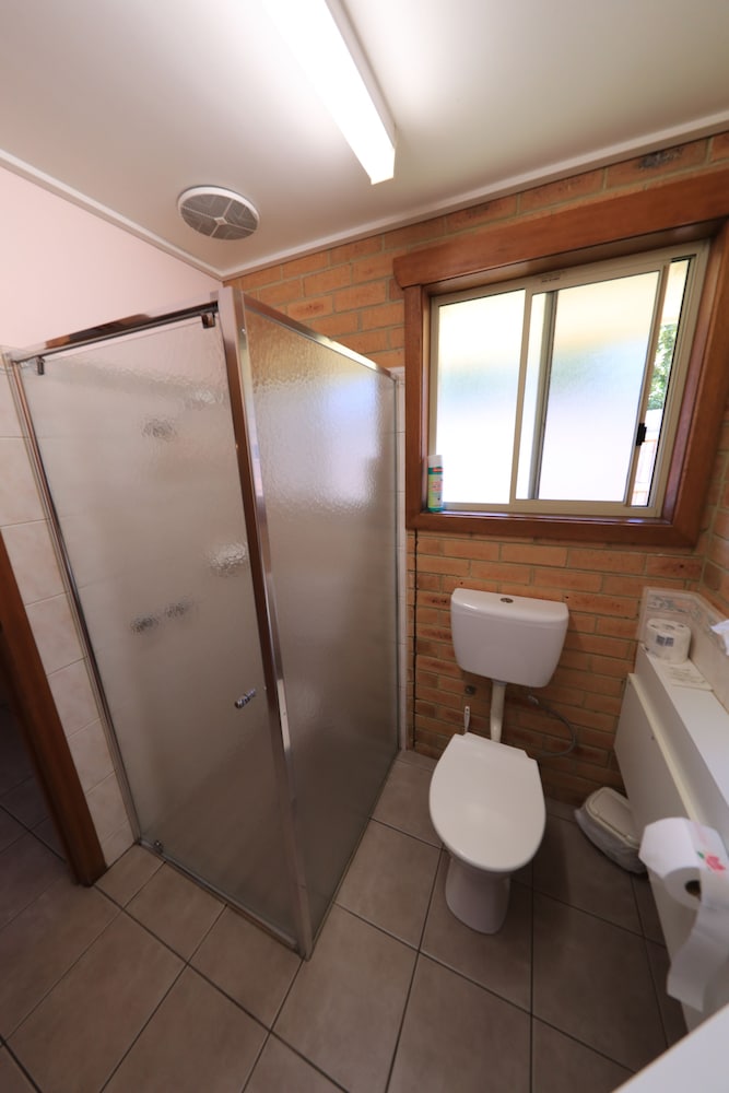 Quays Motel San Remo