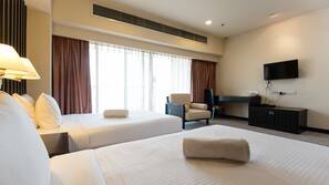 In-room safe, individually decorated, individually furnished, desk