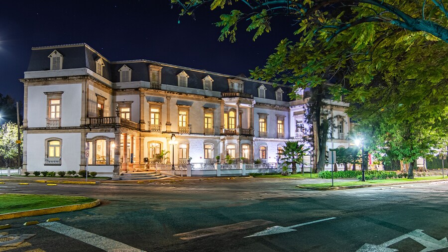 Alameda Grand