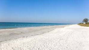 Private beach, sun loungers, beach umbrellas, beach towels