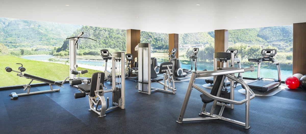 Le Meridien Paro, Riverfront