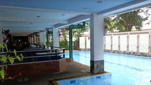 Outdoor pool, pool loungers