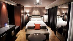 Coffre-forts dans les chambres, bureau, Wi-Fi gratuit