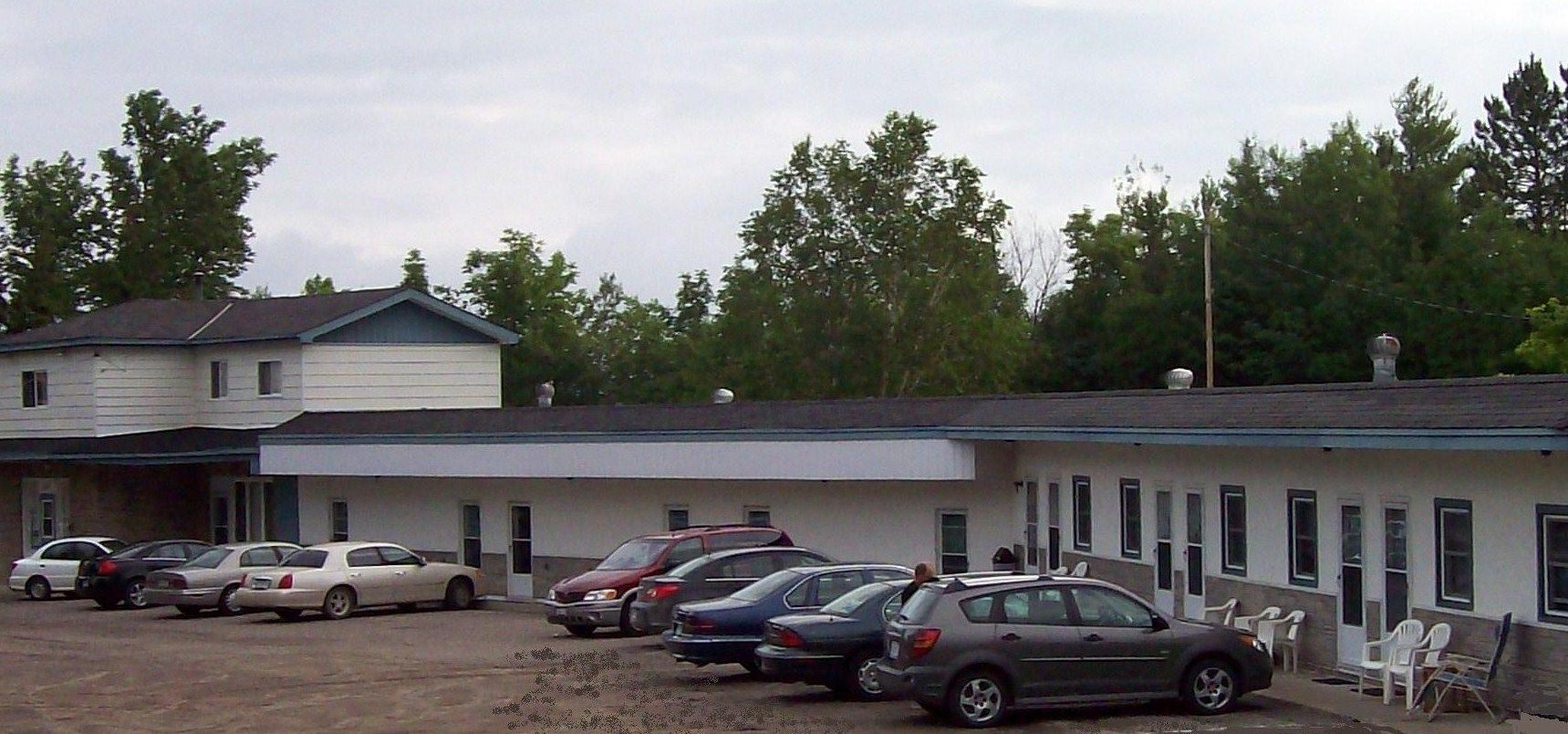 Edgewater Motel and Campground in Temiskaming Shores, Canada