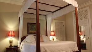 1 bedroom, premium bedding, desk, iron/ironing board