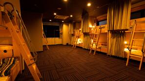 Coffre-forts dans les chambres, Wi-Fi gratuit