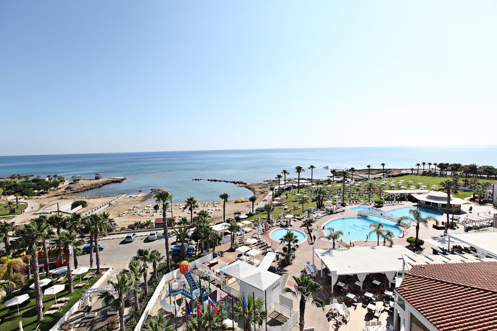 Marlita Beach Hotel Apartments 2019 Room Prices Deals Reviews Marlita Beach Hotel Apartments 3 5 Out Of 0 Featured Image