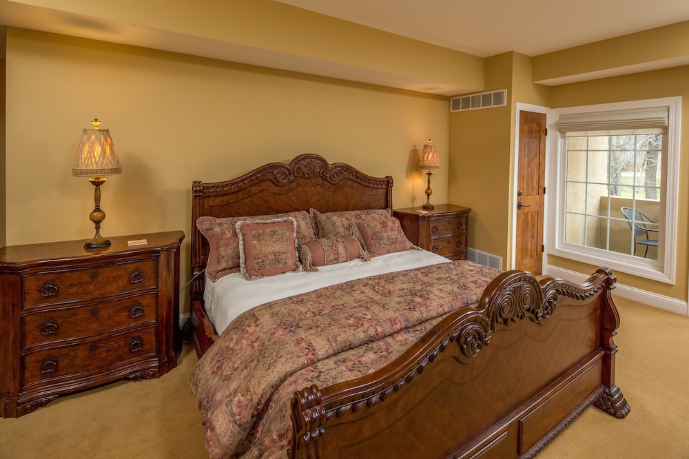 Chestnut Mountain Hotel Rooms Chestnut Mountain Hotel Rooms