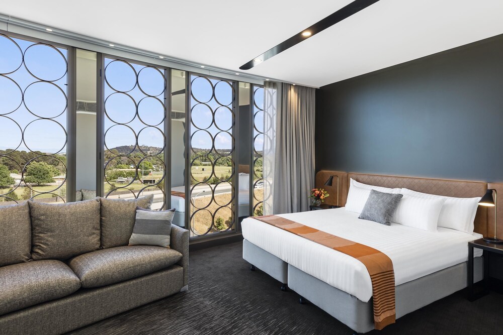 Room, Vibe Hotel Canberra