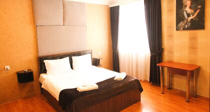 Boulevard Guest House