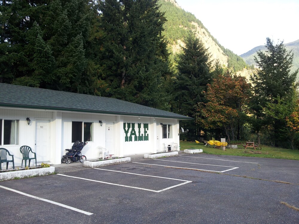 Fort Yale Motel in Yale Best Rates & Deals on Orbitz