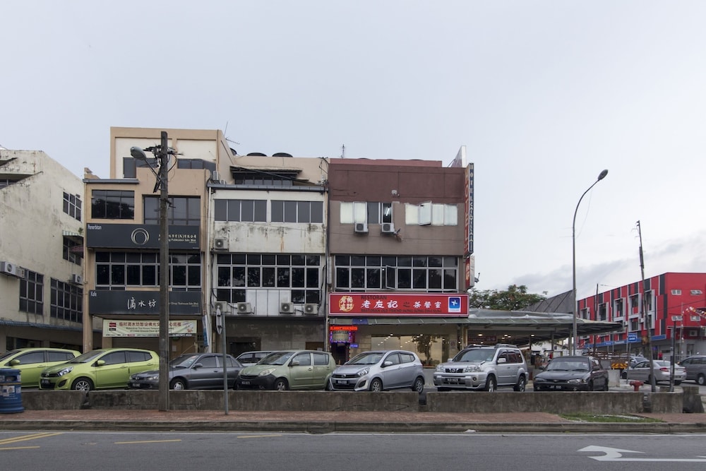 Oyo 44100 Casavilla Travellers Lodge Petaling Jaya Mys - 