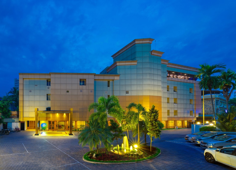 Hotels Near Ernakulam North Railway Station Hotels Near Ernakulam North Railway Station
