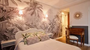 Premium bedding, in-room safe, individually decorated