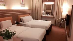 In-room safe, desk, iron/ironing board, free WiFi