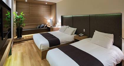Dukgu Oncheon Resort Hotel