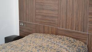 In-room safe, iron/ironing board, free WiFi, linens