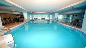 Piscine couverte