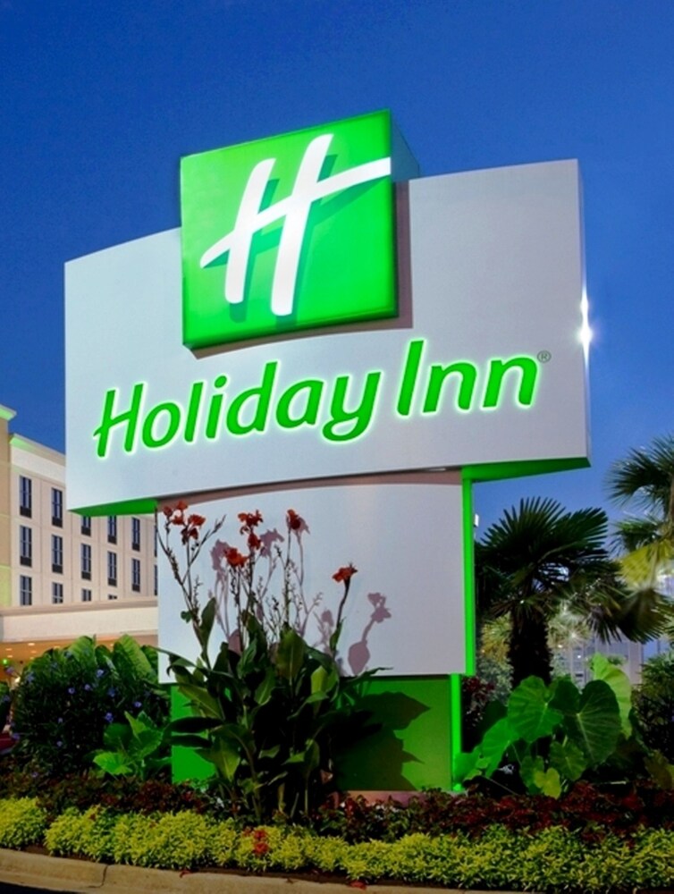 Holiday Inn Houston NE - Bush Airport Area, an IHG Hotel