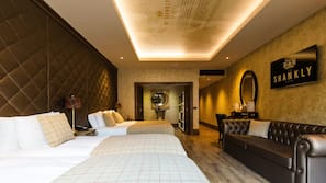 Premium bedding, in-room safe, desk, iron/ironing board