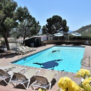 Top 10 Historic Hotels In Kernville Ca Full Of Heritage 76