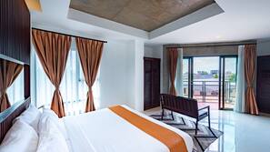 Minibar, in-room safe, desk, blackout curtains