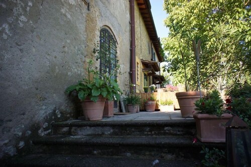 Polvereto In Montespertoli Italy Expedia - 