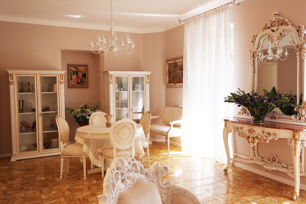 Hotel La Scogliera in Bordighera, Italy