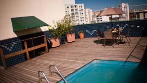 Piscina externa