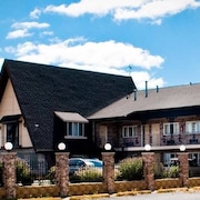 Top 10 Hotels In Oak Lawn Il 55 Hotel Deals On Expedia Hotels In Oak Lawn Midway Inn Suites