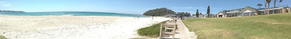 Breeze in Mollymook