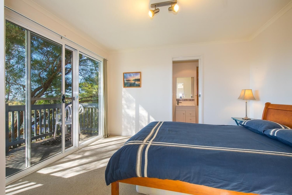 Breeze in Mollymook