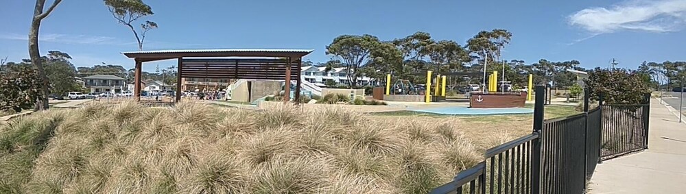 Breeze in Mollymook