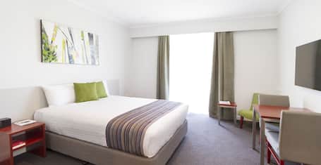 Abode Tuggeranong In Canberra Australia Expedia Abode Tuggeranong In Canberra Australia Expedia