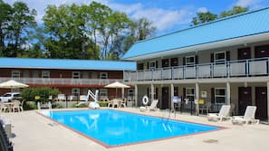 Seasonal outdoor pool