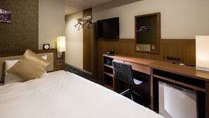 In-room safe, desk, blackout curtains, free WiFi