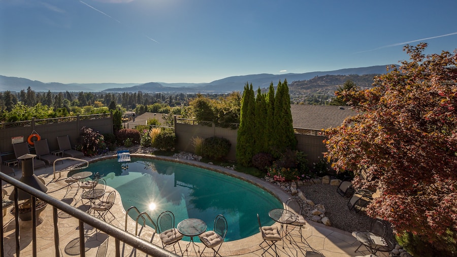 A Vista Villa Couples Retreat