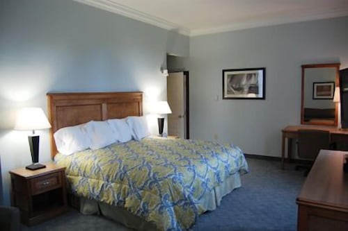 Great Place to stay Marina Inn & Suites near Sackets Harbor 