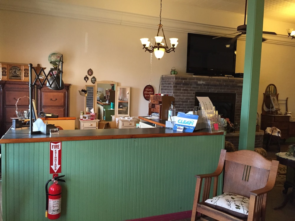 Holdenville casino number