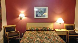 Desk, laptop workspace, iron/ironing board, free WiFi