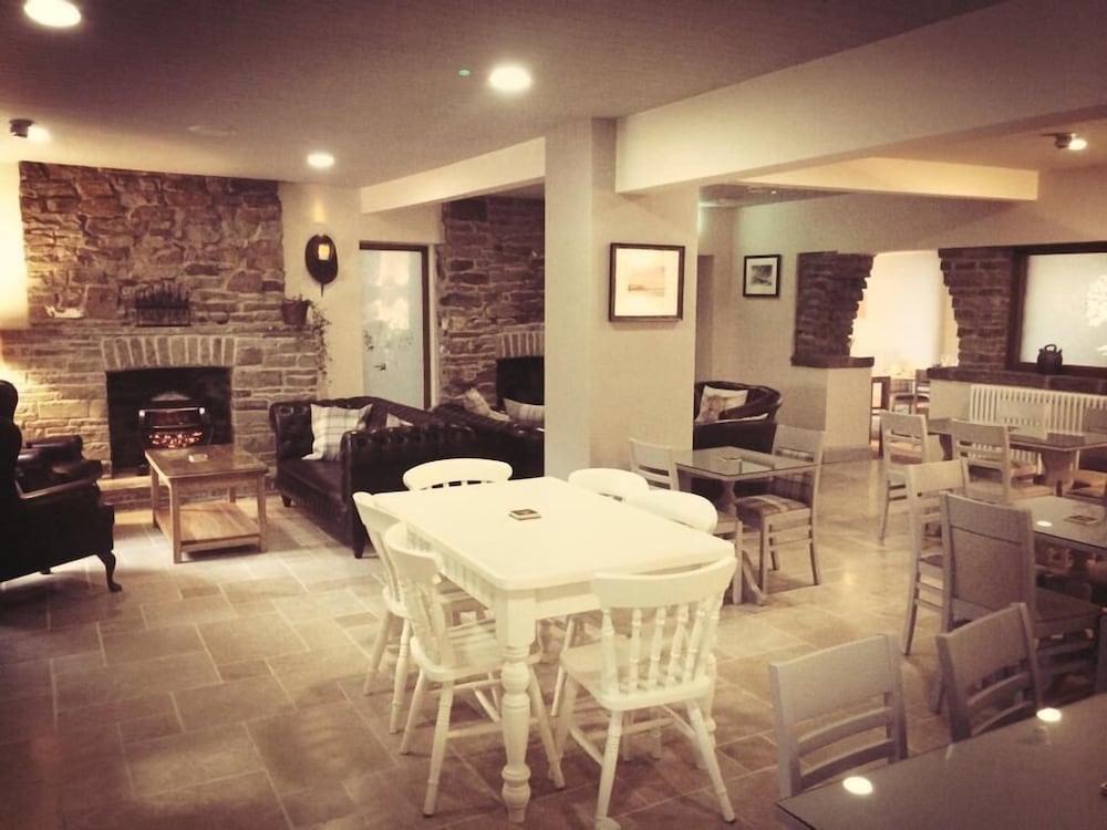 The Waun Wyllt Deals & Reviews (Llanelli, GBR) Wotif