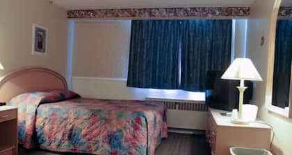 Airport Motor Inn