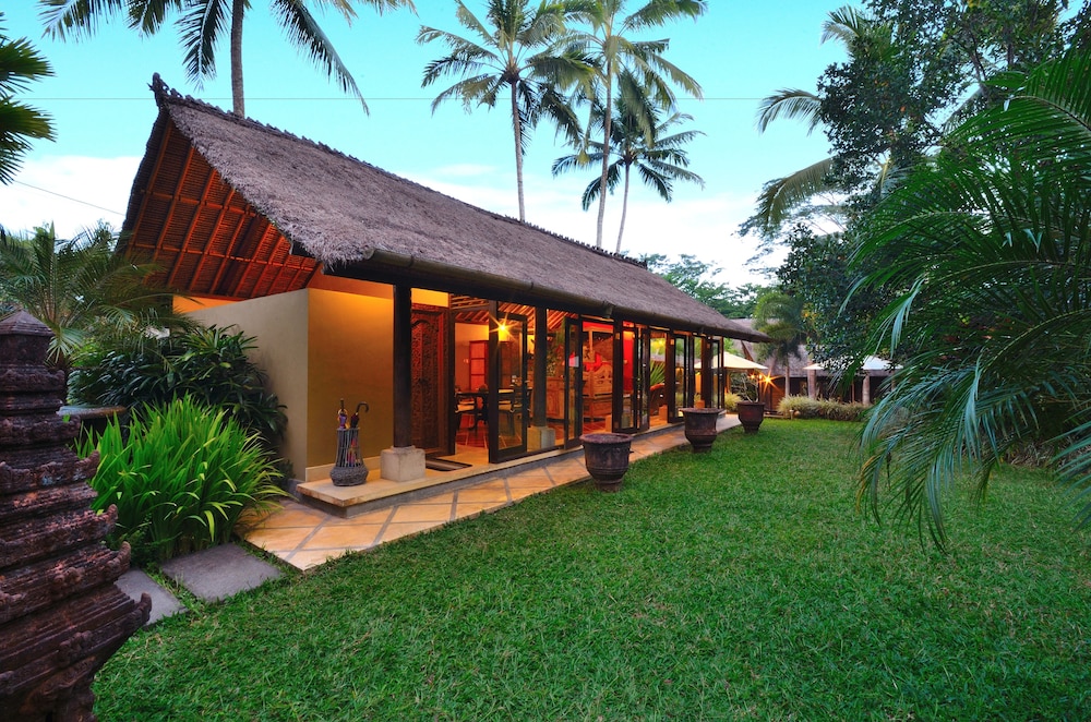 Di bali. Храм пура улун дану бератан. Керобокан бали. Пура гиринатха. Деревня мас убуд бали.