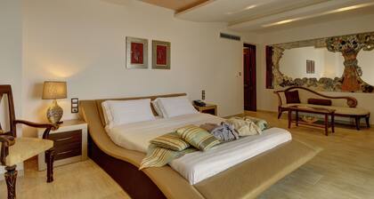 Iakovakis Suites & Spa