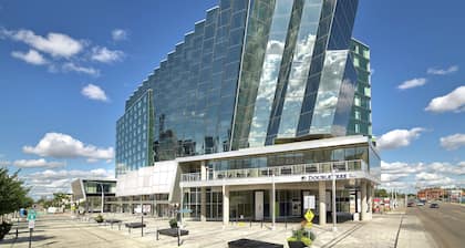 DoubleTree by Hilton Edmonton Downtown
