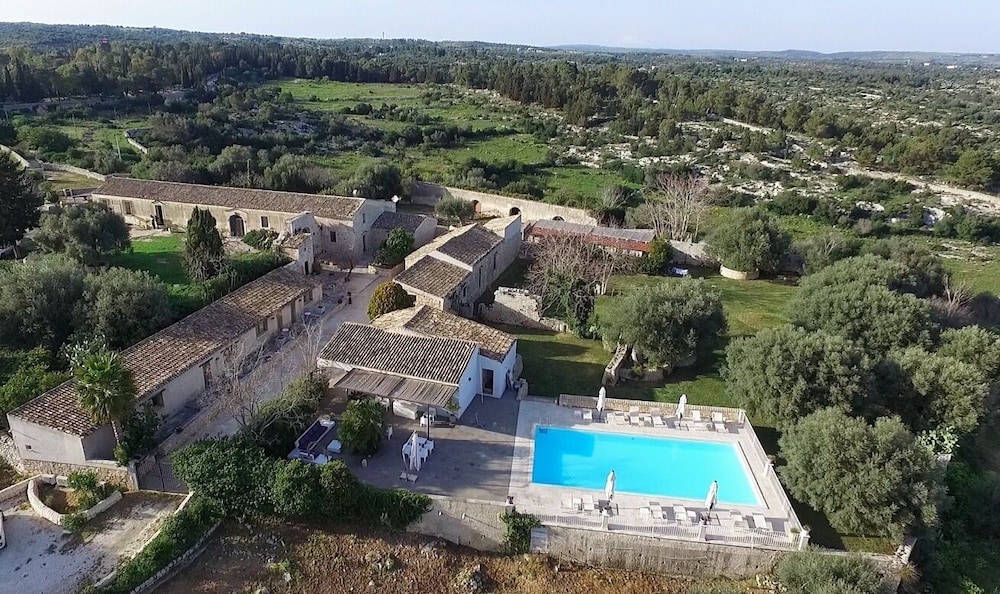 Agriturismo Borgo Alveria