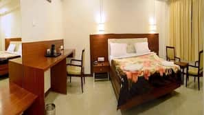 In-room safe, rollaway beds, free WiFi