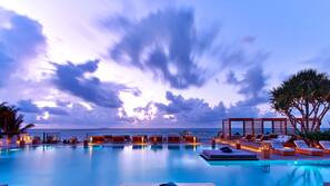 3 outdoor pools
