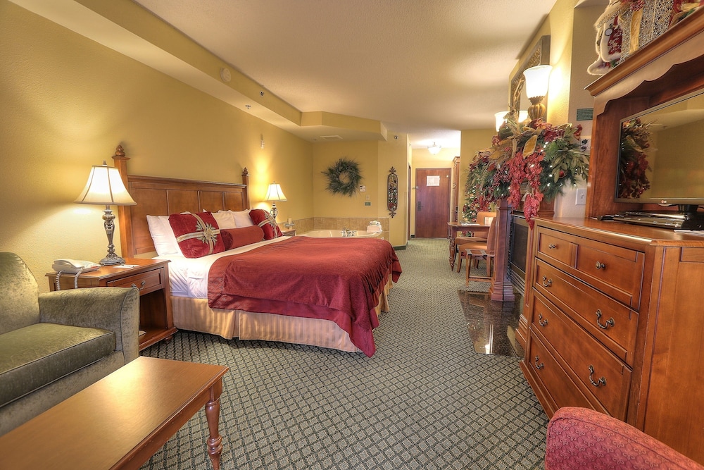 The Inn at Christmas Place in Pigeon Best Rates & Deals on Orbitz
