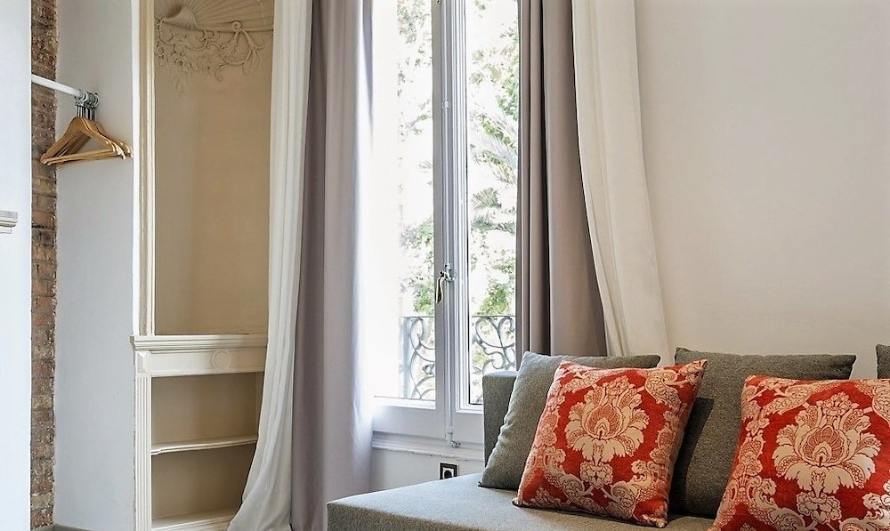 Dreamkeys Apartments & Suites